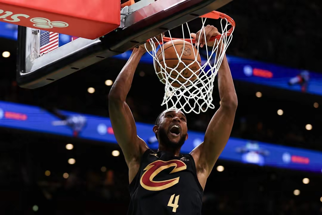 包含NBA季后赛倒计时，里尔窗口期绝杀压哨，细节引发关注，目标明确，年轻球员得到机会的词条