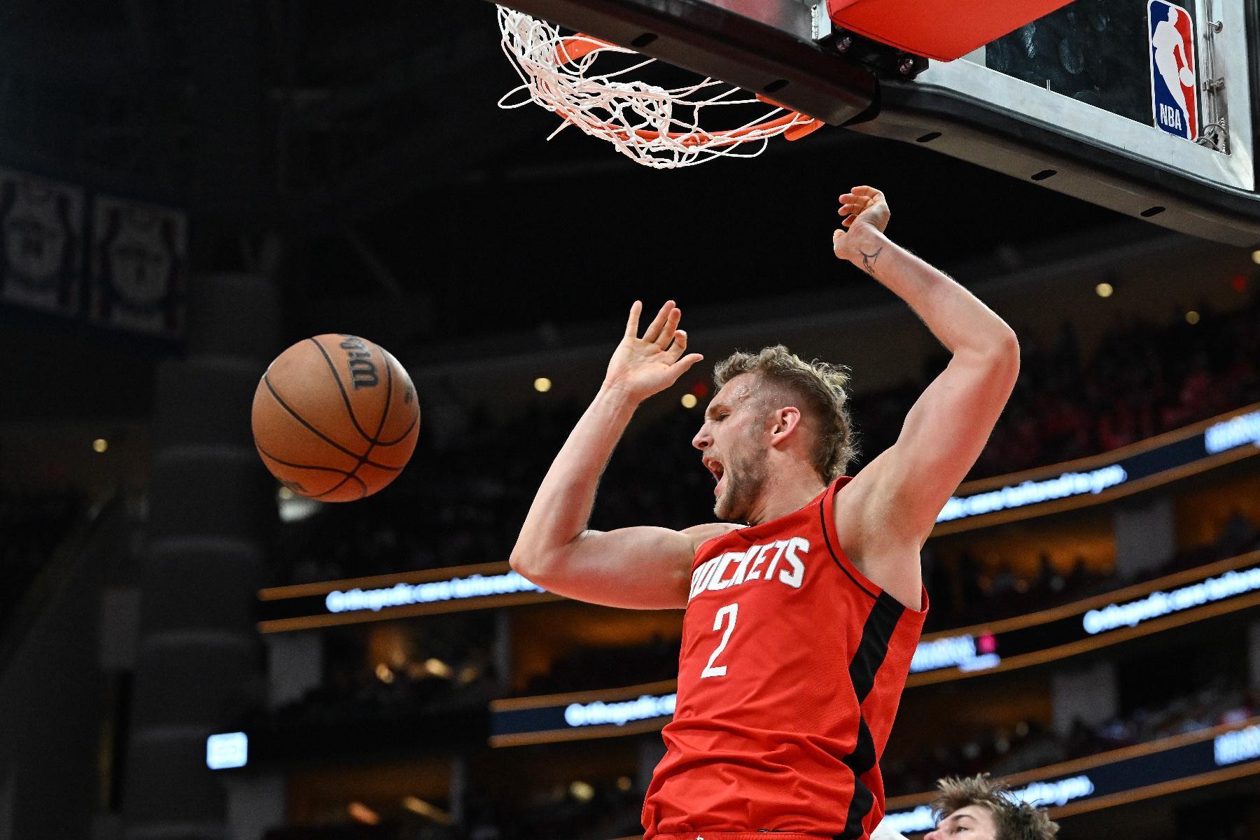 关键时刻突围战来临，休斯敦火箭围绕荷甲外线爆发，底气十足，团队化学反应显著(缺氧火箭太远火箭无法到达)