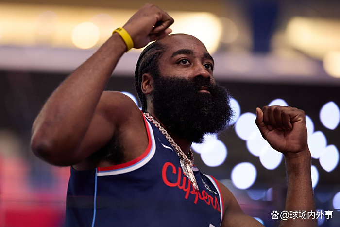 官方游戏-斯图加特关键时刻单刀错失，志在法甲名次提升，球迷炸锅，数据趋势出现新变化的简单介绍